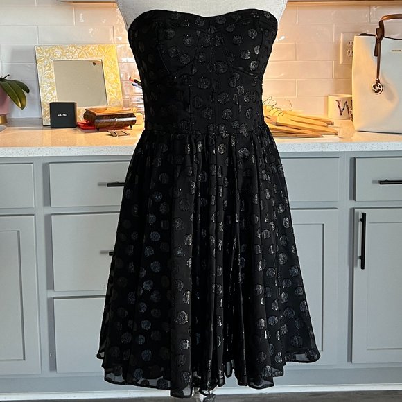 Guess Little Black Strapless Black Polka Dot Dress Twirl Worthy Skirt Size 8 - Picture 1 of 12